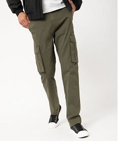 pantalon cargo coupe regular homme vertF111801_2