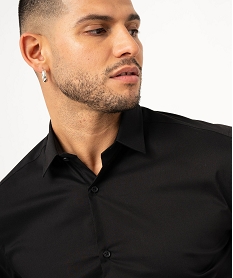 chemise manches longues coupe droite en coton stretch homme noir chemise manches longuesF114701_2