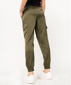 pantalon cargo en satin a taille elastiquee femme vertF130501_3