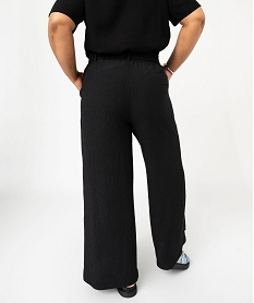 pantalon large et fluide en matiere froisse femme grande taille noir pantalons fluidesF648101_3