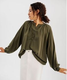 GEMO Blouse manches longues en viscose unie à col rond boutonné femme kaki standard