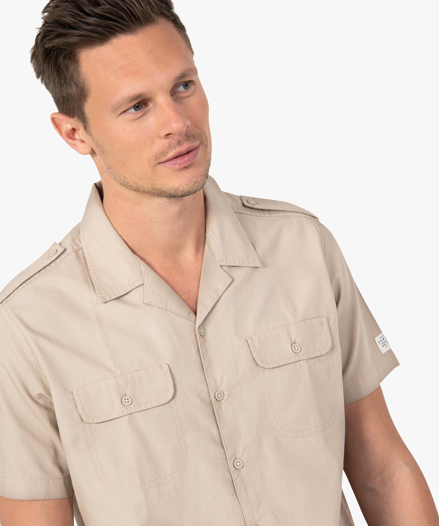 chemise homme a manches courtes saharienne beige chemise manches